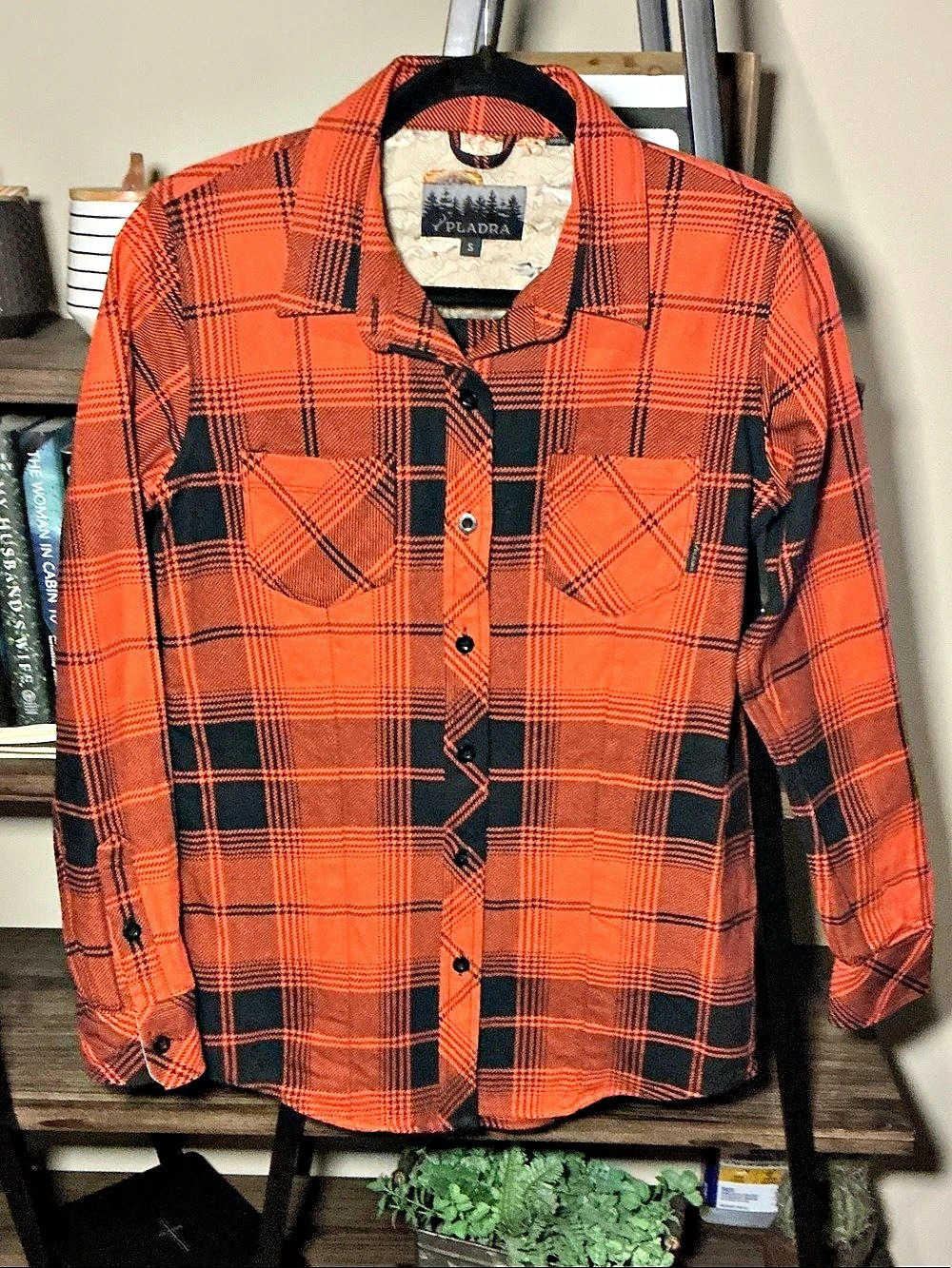 Pladra Plaid Cotton Shirt in Orange & Black Size Small